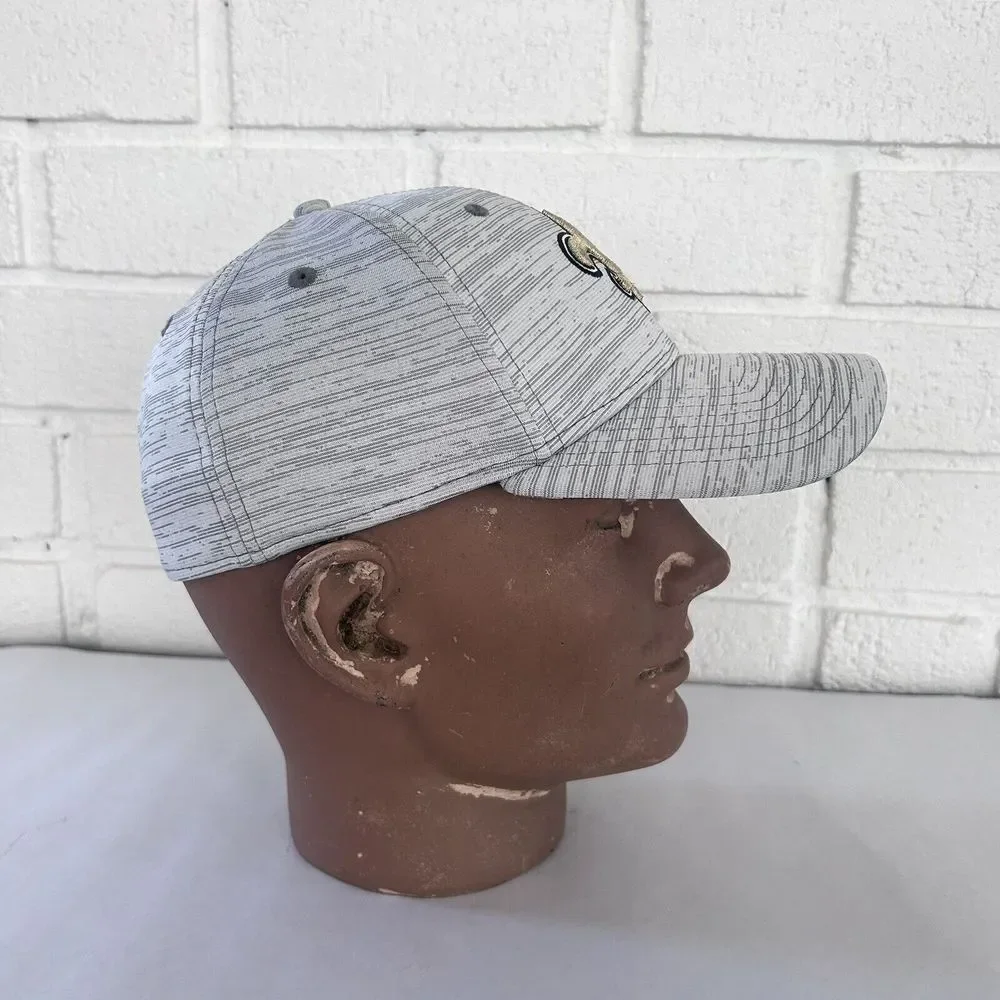 New Orleans Saints Hat Grey Camo Under Bill New Era 39Thirty Small/medium